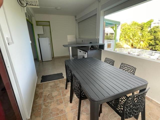 Residence Chez Marraine Maison Bertili Le Gosier  Esterno foto